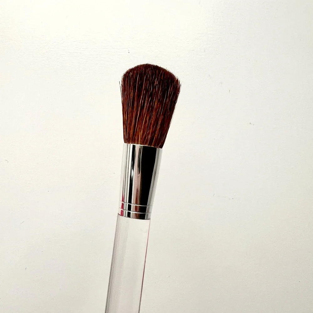 🆕 No Tag. Clinique Blush Brush. Seasonal Collection. No tag/box